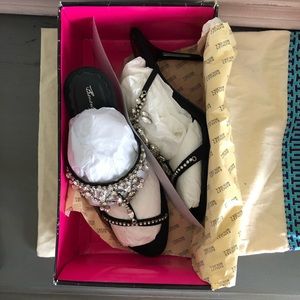 Gorgeous Heels size  8.5